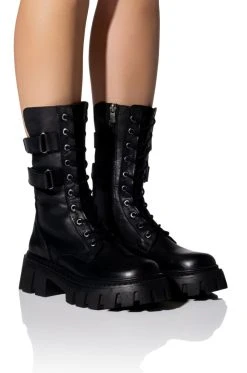 GENUINE LEATHER ASPECT LACE UP BOOTIE IN BLACK