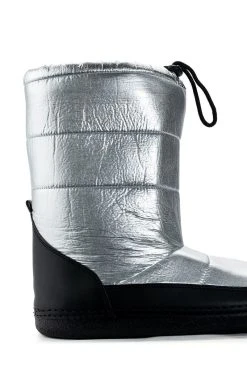 AZALEA WANG BECKY METALLIC LINED SNOW BOOTIE IN SILVER -Azalea Wang store azalea wang becky metallic lined snow bootie in silver silver 5 5