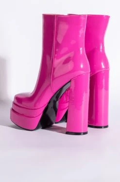 AZALEA WANG CANDY PAINT CHUNKY PLATFORM BOOTIE IN FUCHSIA -Azalea Wang store azalea wang candy paint chunky platform bootie in fuchsia fuchsia 5 5