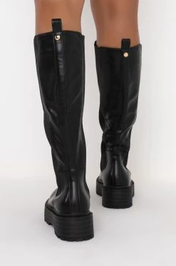 AZALEA WANG CAN'T RAIN ON ME FLATFORM BOOT IN BLACK -Azalea Wang store azalea wang cant rain on me flatform boot in black black 4 4