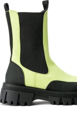 AZALEA WANG CRAZY LIKE ME FLATFORM BOOTIE IN LIME -Azalea Wang store azalea wang crazy like me flatform bootie in lime lime 5 5