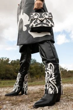 AZALEA WANG ESPERANZA WESTERN BOOTIE IN BLACK WHITE -Azalea Wang store azalea wang esperanza western bootie in black white black white 1 1 c1