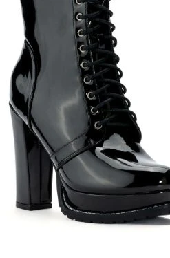 AZALEA WANG FREDDIE CHUNKY LACE UP BOOTIE IN BLACK 11 AZALEA WANG FREDDIE CHUNKY LACE UP BOOTIE IN BLACK -Azalea Wang store azalea wang freddie chunky lace up bootie in black black 5 5