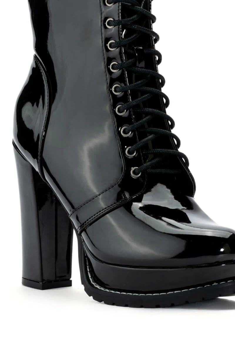 AZALEA WANG FREDDIE CHUNKY LACE UP BOOTIE IN BLACK 7 AZALEA WANG FREDDIE CHUNKY LACE UP BOOTIE IN BLACK - Image 5