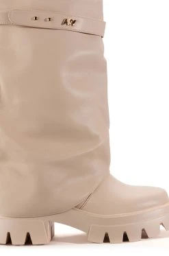 AZALEA WANG JET FOLD OVER FLATFORM BOOT IN BONE -Azalea Wang store azalea wang jet fold over flatform boot in bone bone 5 5