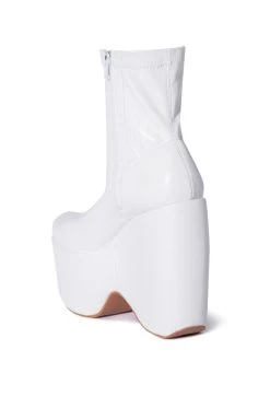 AZALEA WANG LOXLEY WEDGE BOOTIE IN WHITE -Azalea Wang store azalea wang loxley wedge bootie in white white 4 4