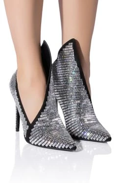 AZALEA WANG NEXT UP ANGULAR STILETTO BOOTIE IN SILVER