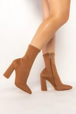 AZALEA WANG NOTHING LASTS FOREVER CHUNKY BOOTIE IN BROWN -Azalea Wang store azalea wang nothing lasts forever chunky bootie in brown brown 2 2