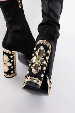 AZALEA WANG NOTICE ME CHUNKY BOOTIE IN BLACK -Azalea Wang store azalea wang notice me chunky bootie in black black 7 7