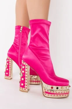 AZALEA WANG NOTICE ME CHUNKY BOOTIE IN FUCHSIA -Azalea Wang store azalea wang notice me chunky bootie in fuchsia fuchsia 5 5