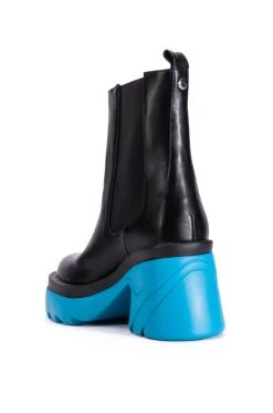 AZALEA WANG PRIMROSE BLUE SOLE CHUNKY BOOTS IN BLACK -Azalea Wang store azalea wang primrose blue sole chunky boots in black blue 4 4
