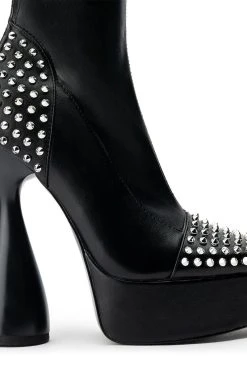 AZALEA WANG RIGHT ON BEAT CHUNKY BOOT WITH 4 WAY STRETCH IN BLACK -Azalea Wang store azalea wang right on beat chunky boot in black black 5 5 c1