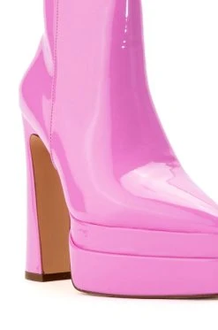 AZALEA WANG ROSETTE PATENT CHUNKY BOOTIE IN PINK -Azalea Wang store azalea wang rosette patent chunky bootie in pink pink 5 5