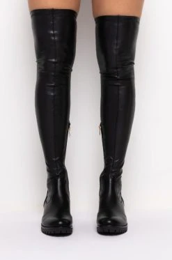 **SLIM FIT** AZALEA WANG ATTENTION ON ME FITTED OVER THE KNEE FLAT BOOT WITH 4 WAY STRETCH 11 **SLIM FIT** AZALEA WANG ATTENTION ON ME FITTED OVER THE KNEE FLAT BOOT WITH 4 WAY STRETCH -Azalea Wang store slim fit azalea wang attention on me fitted over the knee flat boot black pu 4 4