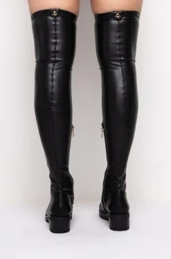 **SLIM FIT** AZALEA WANG ATTENTION ON ME FITTED OVER THE KNEE FLAT BOOT WITH 4 WAY STRETCH 12 **SLIM FIT** AZALEA WANG ATTENTION ON ME FITTED OVER THE KNEE FLAT BOOT WITH 4 WAY STRETCH -Azalea Wang store slim fit azalea wang attention on me fitted over the knee flat boot black pu 5 5