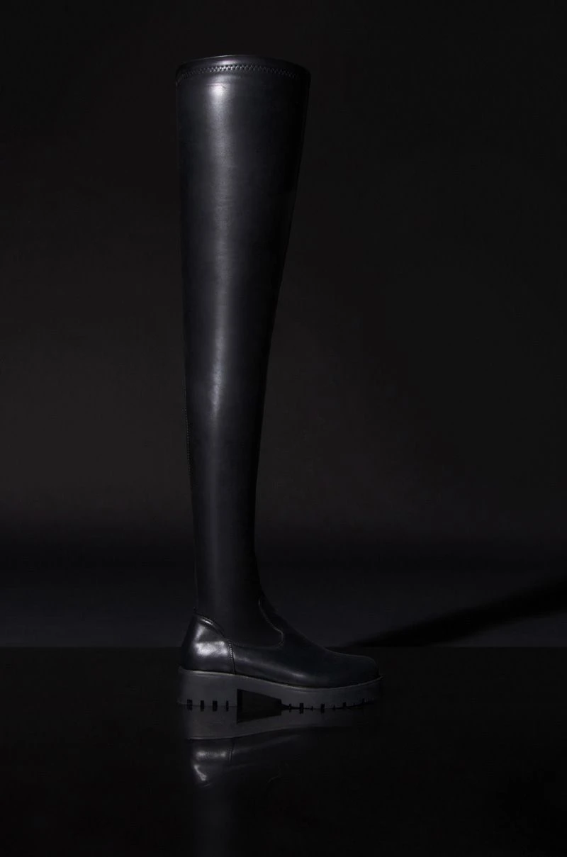 **SLIM FIT** AZALEA WANG SURGICAL FLATFORM BOOT WITH 4 WAY STRETCH IN STRETCH PU 11 **SLIM FIT** AZALEA WANG SURGICAL FLATFORM BOOT WITH 4 WAY STRETCH IN STRETCH PU - Image 9