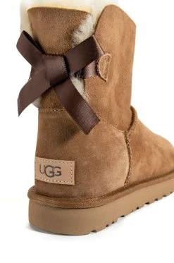 UGG MINI BAILEY BOW II 33 UGG MINI BAILEY BOW II -Azalea Wang store ugg mini bailey bow ii chestnut 5 5 1