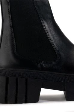 GENUINE LEATHER UPROAR CHELSEA BOOTIE IN BLACK -Azalea Wang store uproar chelsea bootie in black black 5 5